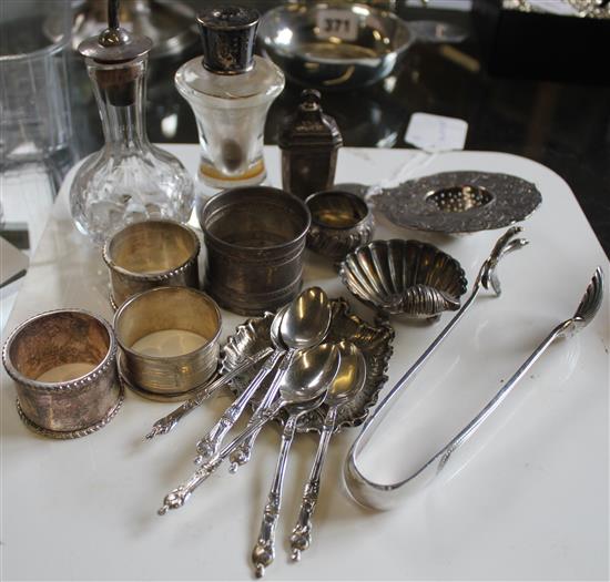 Continental embossed silver tea strainer, sundry small silver & plated items, glass cruet etc